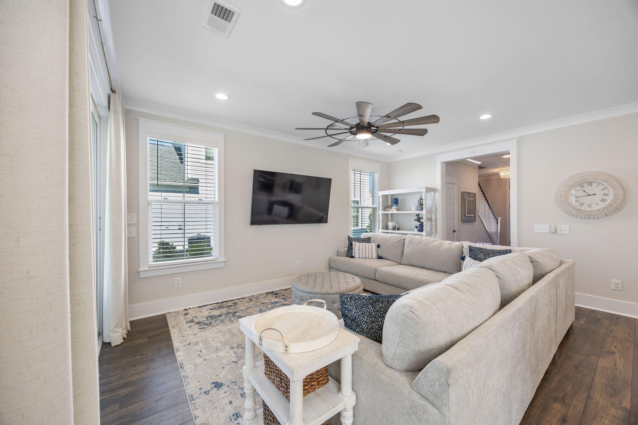 889 Carnes Crossing Summerville, SC 29486 - Photo 13 of 60 3I1A7896