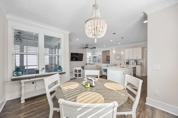 $3,300 | 889 Carnes Crossing, Summerville, SC 29486