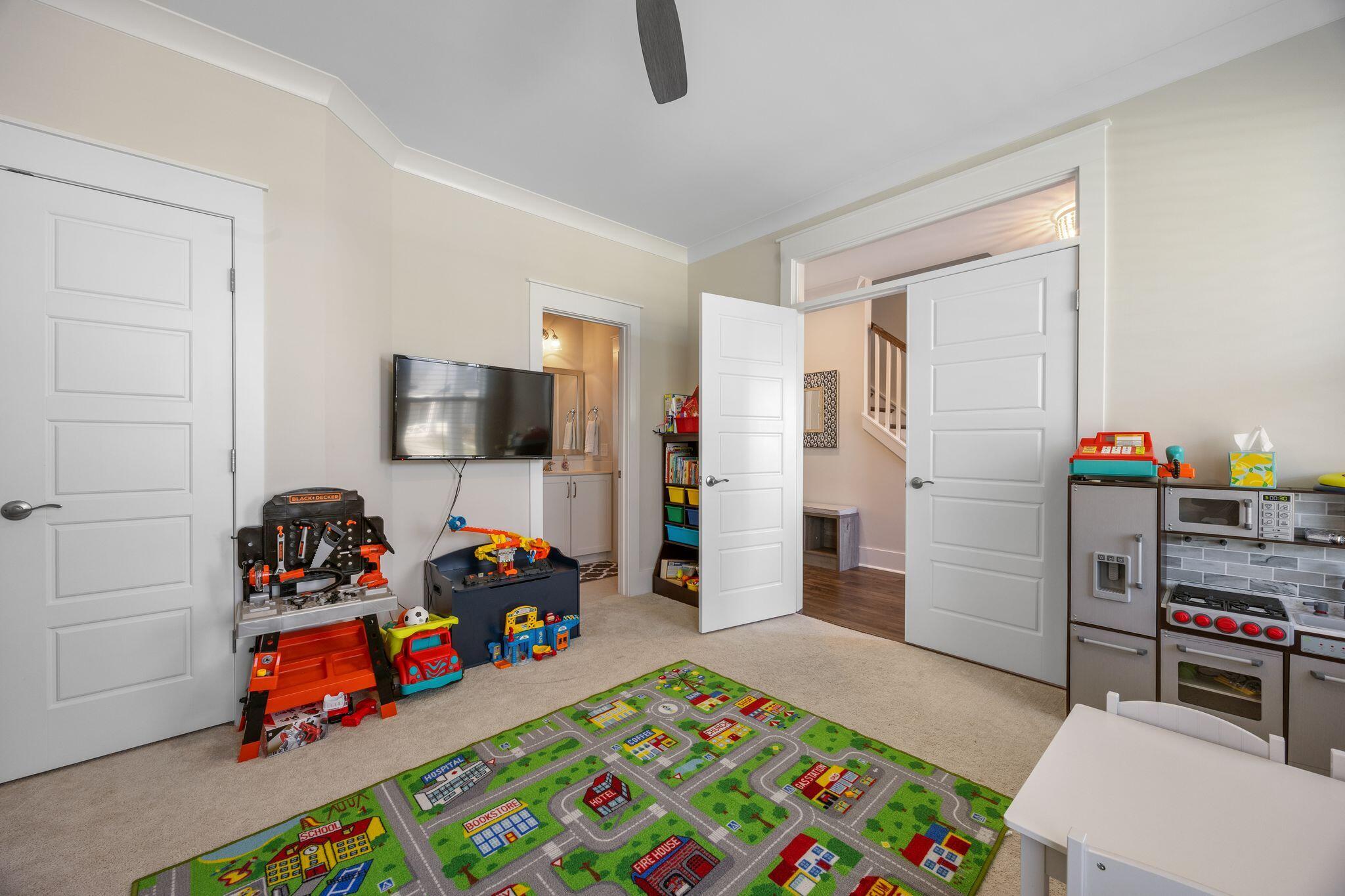 889 Carnes Crossing Summerville, SC 29486 - Photo 8 of 60 3I1A7870