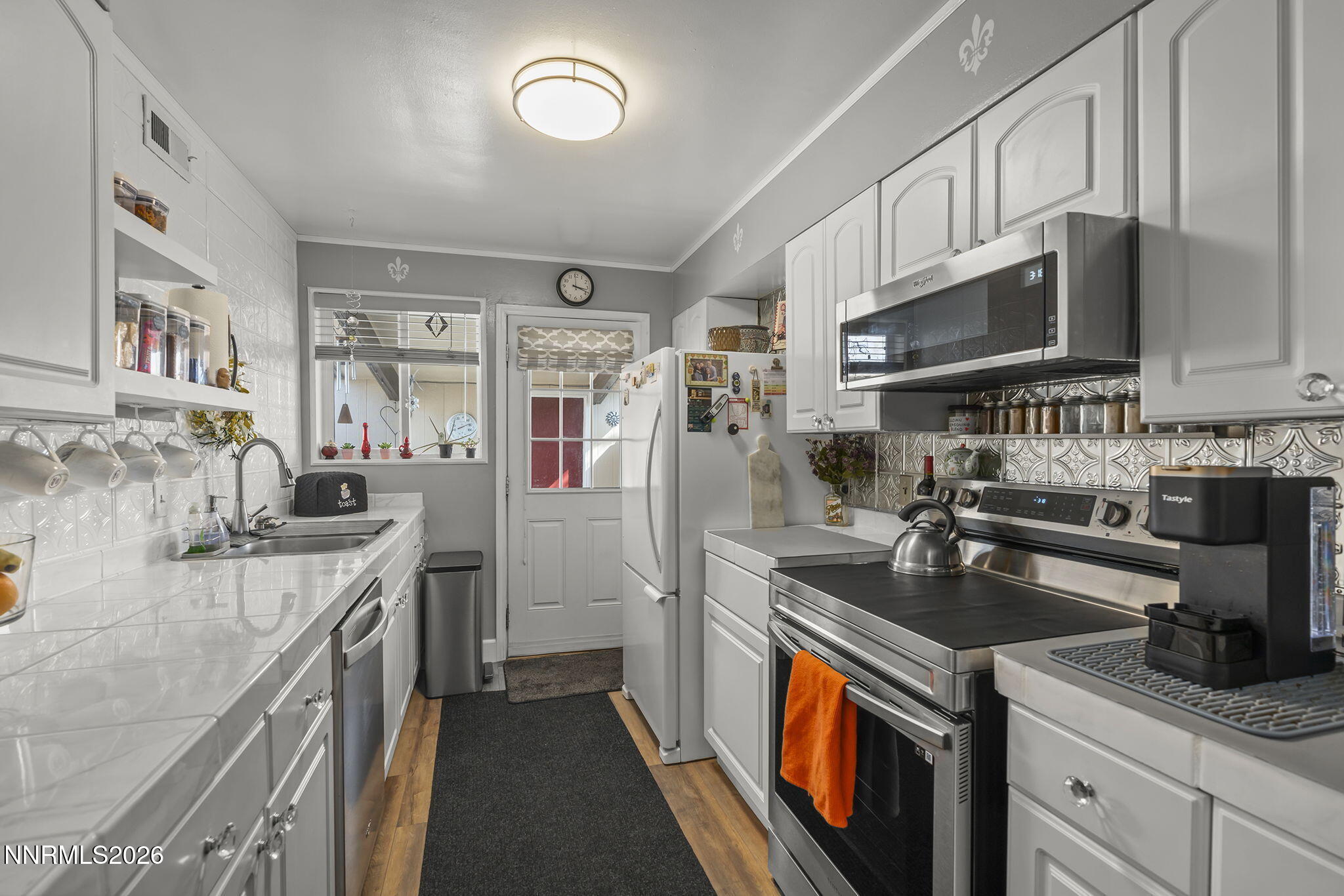 13721 Mt Whitney Street Reno, NV 89506 - Photo 10 of 23 10-web-or-mls-_DSC6887