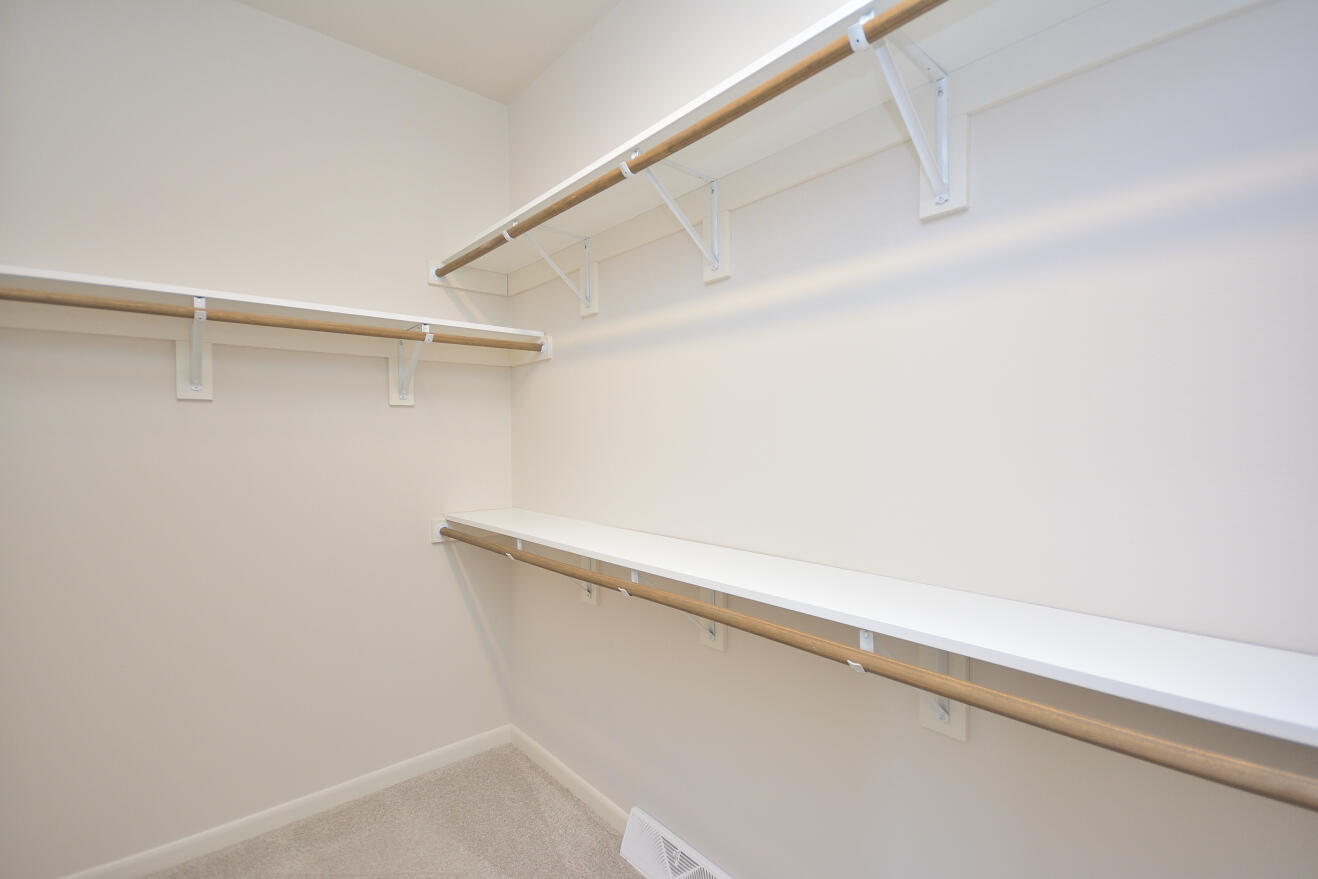 1017 Elderberry Road Oconomowoc, WI 53066 - Photo 28 of 33 79 ARWT (23)