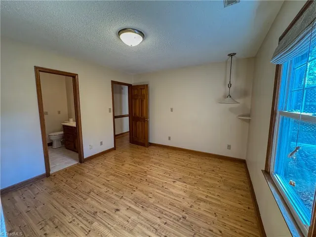 $359,000 | 504 Ray W Drive, Kernersville, NC 27284