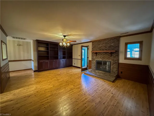 $359,000 | 504 Ray W Drive, Kernersville, NC 27284