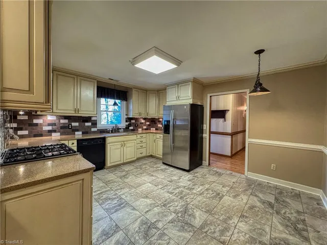 $359,000 | 504 Ray W Drive, Kernersville, NC 27284