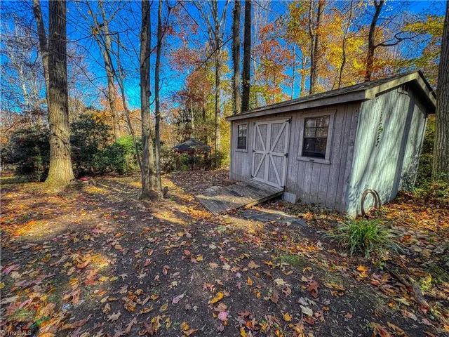 $359,000 | 504 Ray W Drive, Kernersville, NC 27284