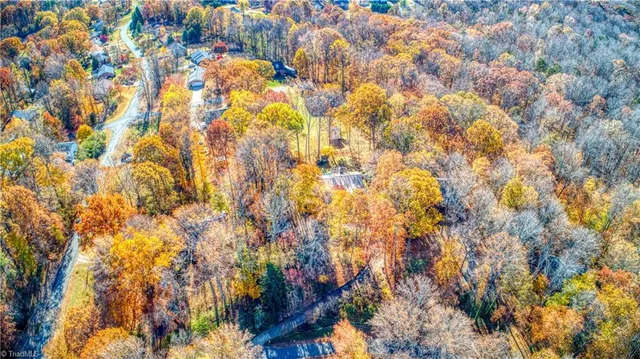 $359,000 | 504 Ray W Drive, Kernersville, NC 27284