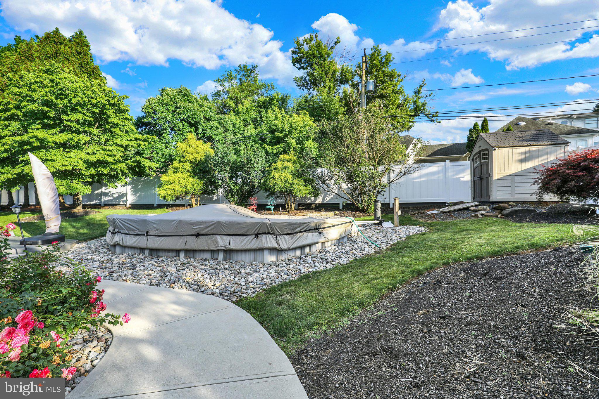 2210 Greenwood Road Allentown, PA 18103 - Photo 45 of 61 360_3260
