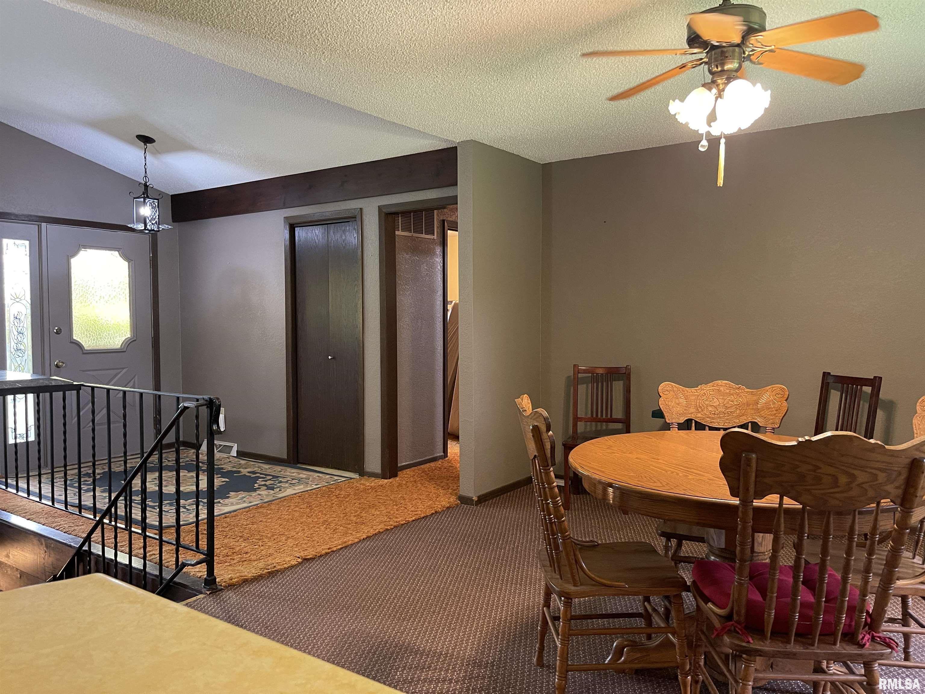 6851 Apple Ridge Road Iuka, IL 62849 - Photo 5 of 33