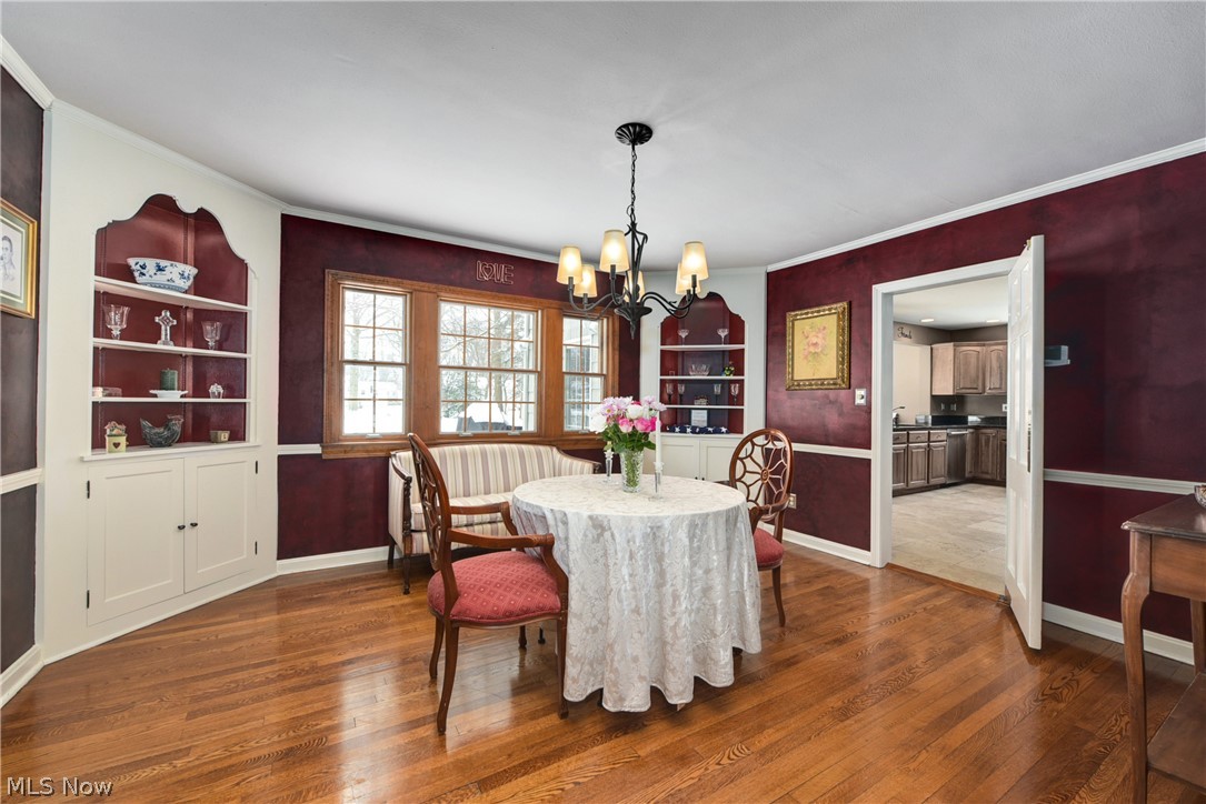 4900 Countryside Road Lyndhurst, OH 44124 - Photo 5 of 35