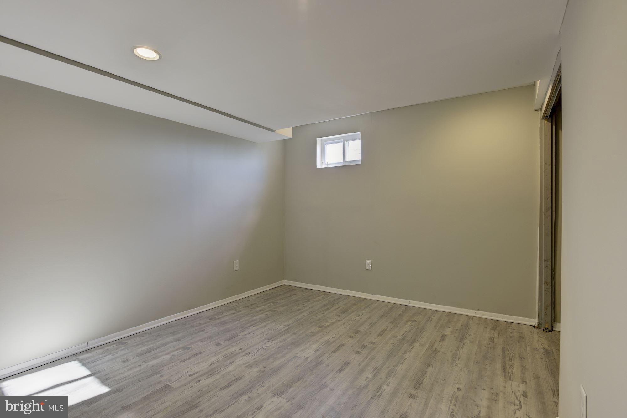 6821 Bensel Avenue Rosedale, MD 21237 - Photo 18 of 23 Office