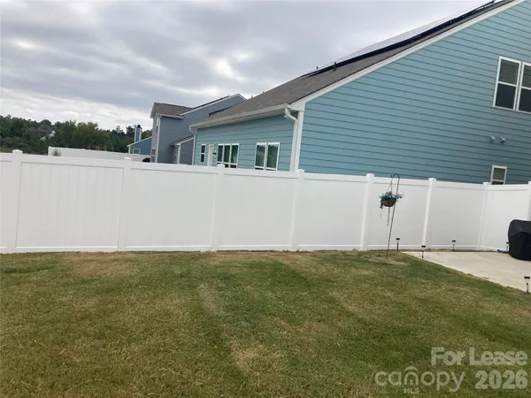 $2,400 | 809 Alexander Commons Drive, Unit 34, Monroe, NC 28112