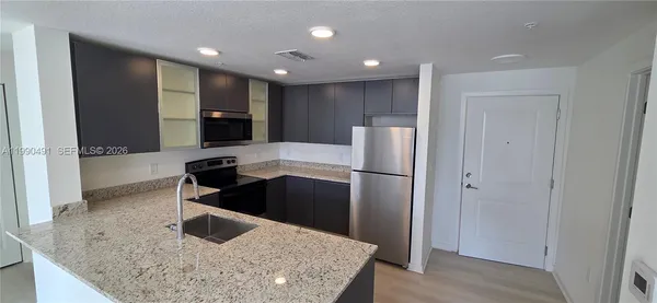 $2,050 | 5579 Millennia Park Drive, Unit 124, Orlando, FL 32811