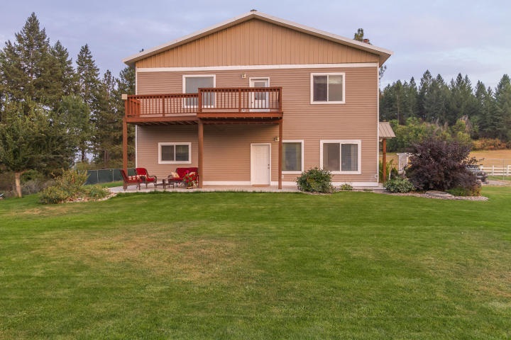 1796 Hutchison Road Addy, WA 99101 - Photo 2 of 20