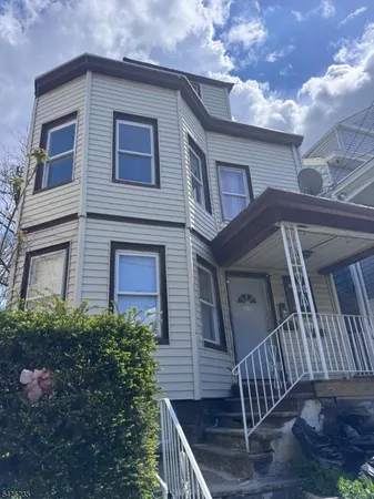 $2,100 | 487 East 24th Street, Paterson, NJ 07514