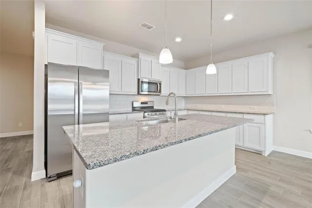 $2,700 | 517 Watson Lane, Denton, TX 76210