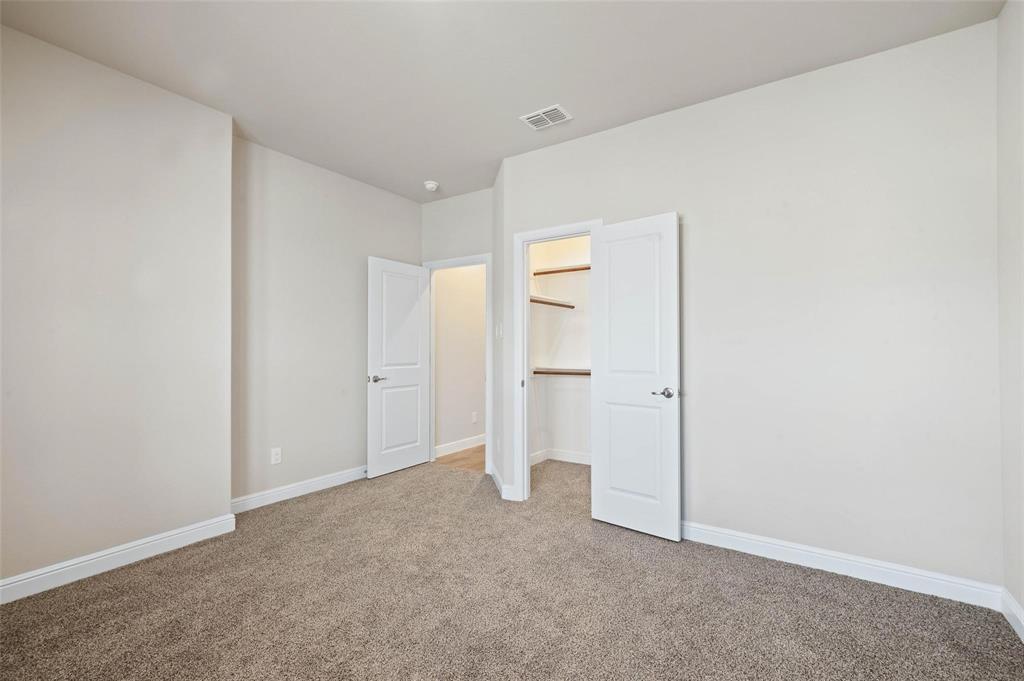 517 Watson Lane Denton, TX 76210 - Photo 9 of 13