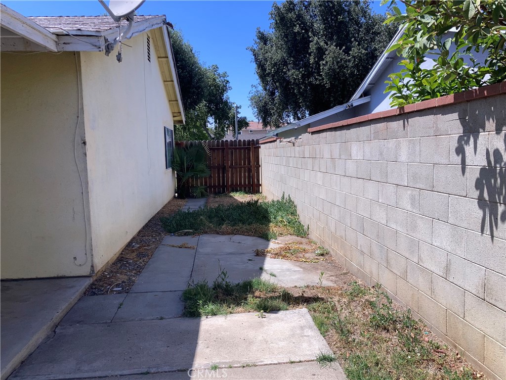 Undisclosed Address Riverside, CA 92503 - Photo 17 of 19
