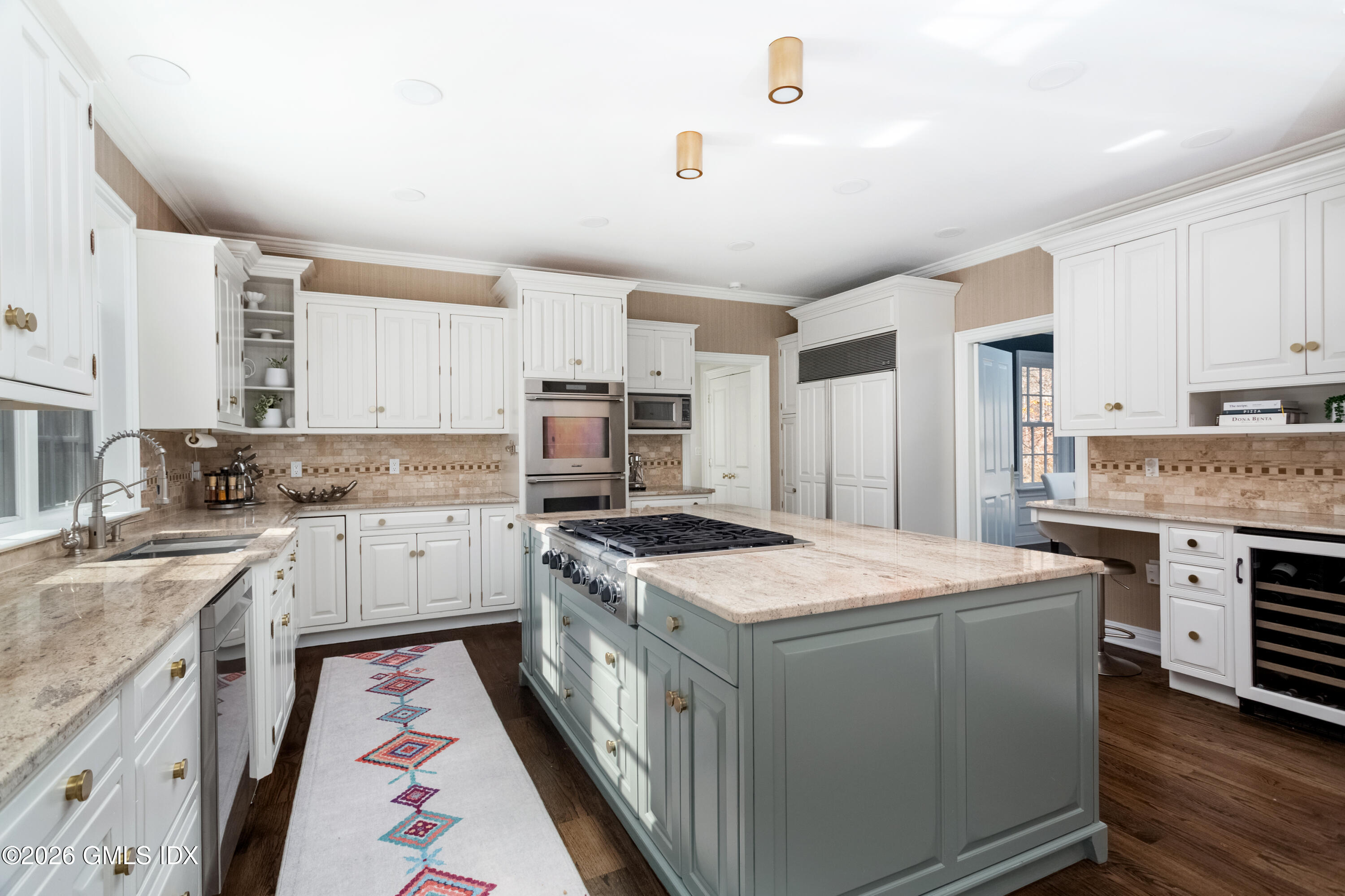 125 Barn Hill Road Greenwich, CT 06831 - Photo 13 of 40 BarnHill_031