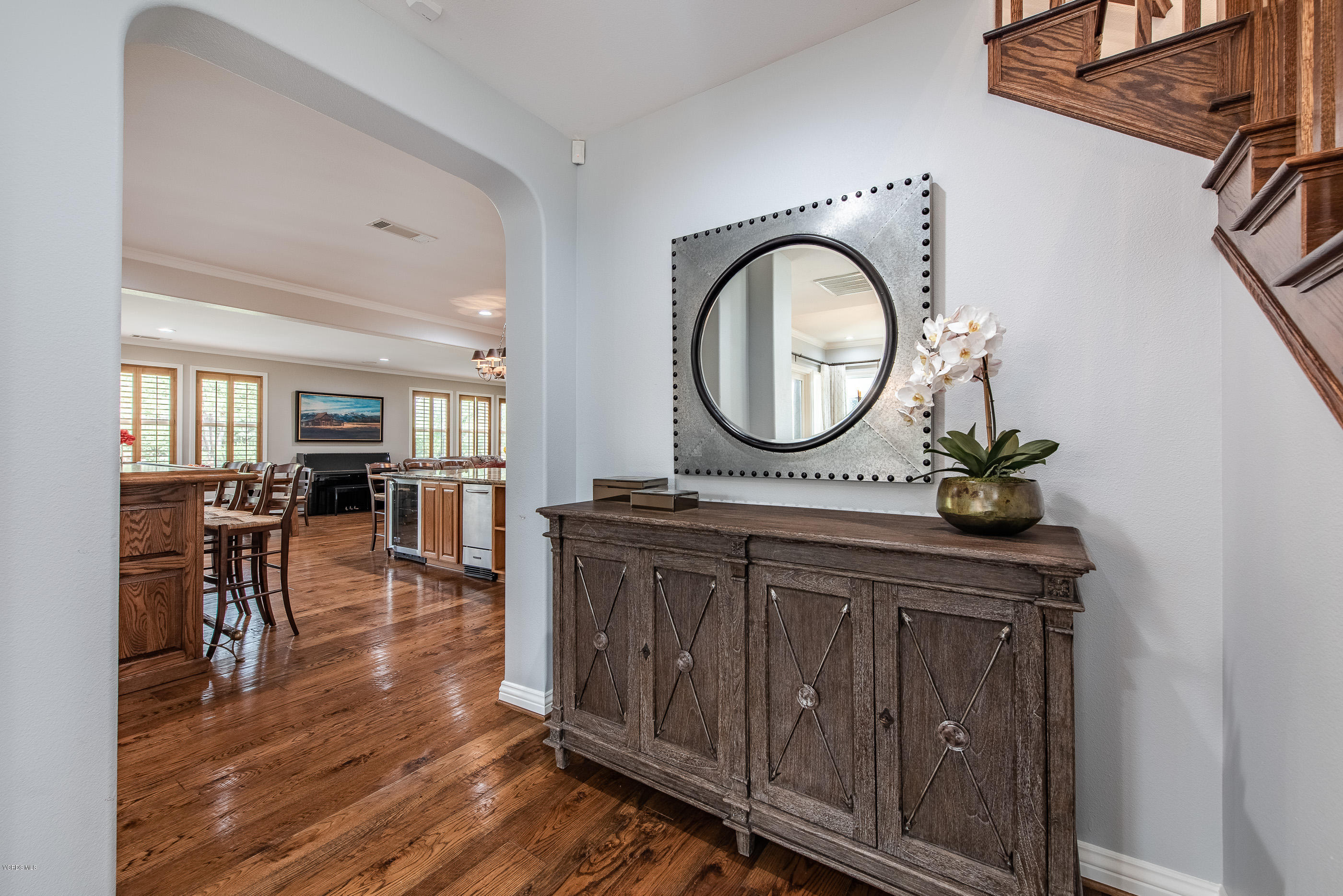 5635 Evening Sky Drive Simi Valley, CA 93063 - Photo 21 of 84 Entrance to Kitchen