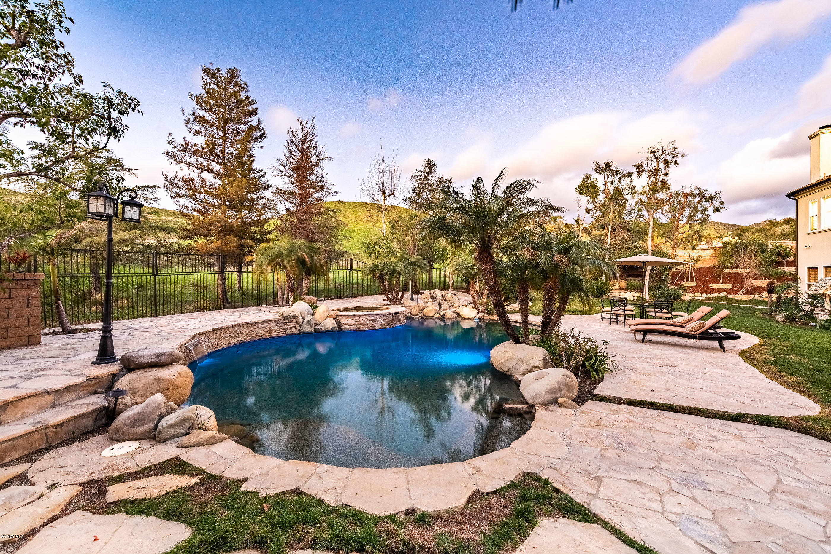 5635 Evening Sky Drive Simi Valley, CA 93063 - Photo 70 of 84 Backyard