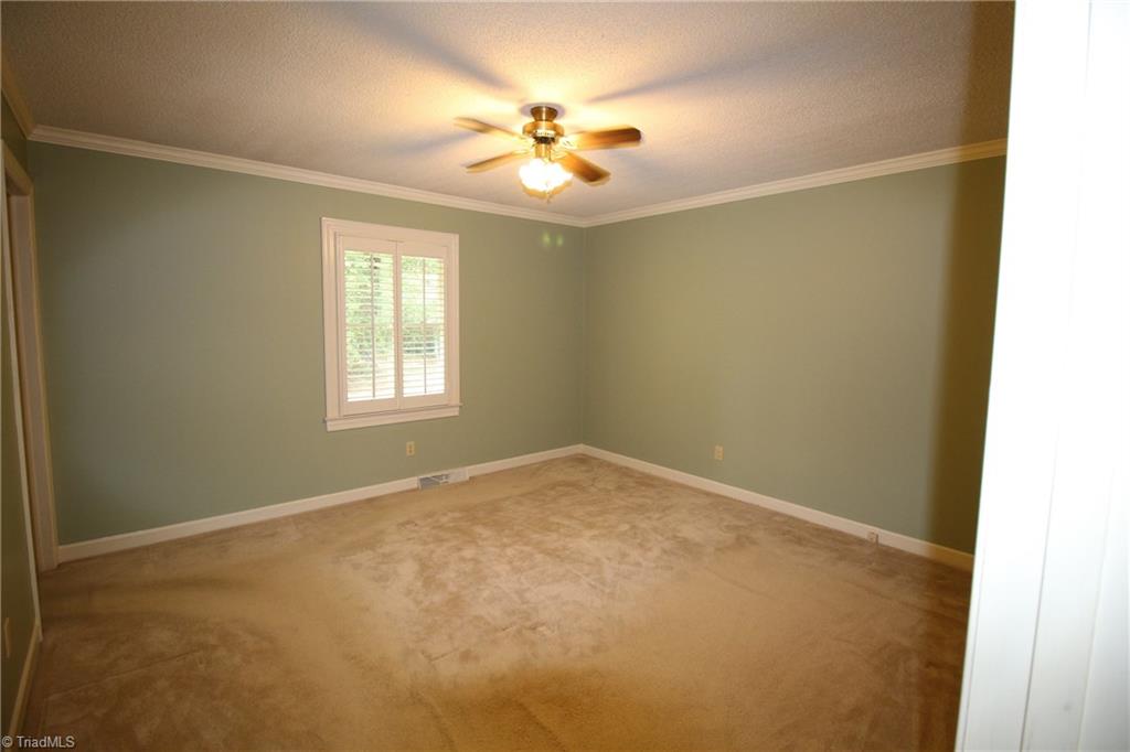 3607 Hunting Ridge Drive High Point, NC 27265 - Photo 14 of 26 Gallery Image 14