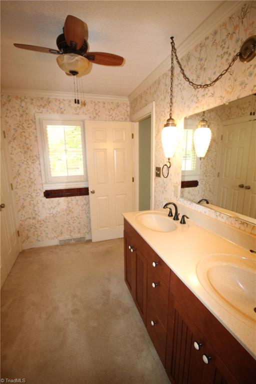 3607 Hunting Ridge Drive High Point, NC 27265 - Photo 16 of 26 Gallery Image 16