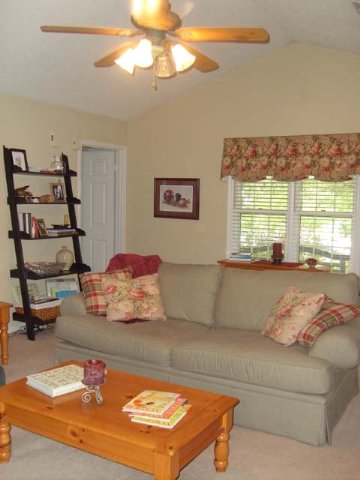 2001 Pelham Road, Unit 27 Greenville, SC 29615 - Photo 3 of 9 Gallery Image 3