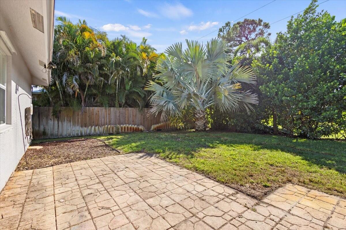 515 Southeast Cliff Road Port St. Lucie, FL 34984 - Photo 60 of 70 515-SE-Cliff-Rd-0059