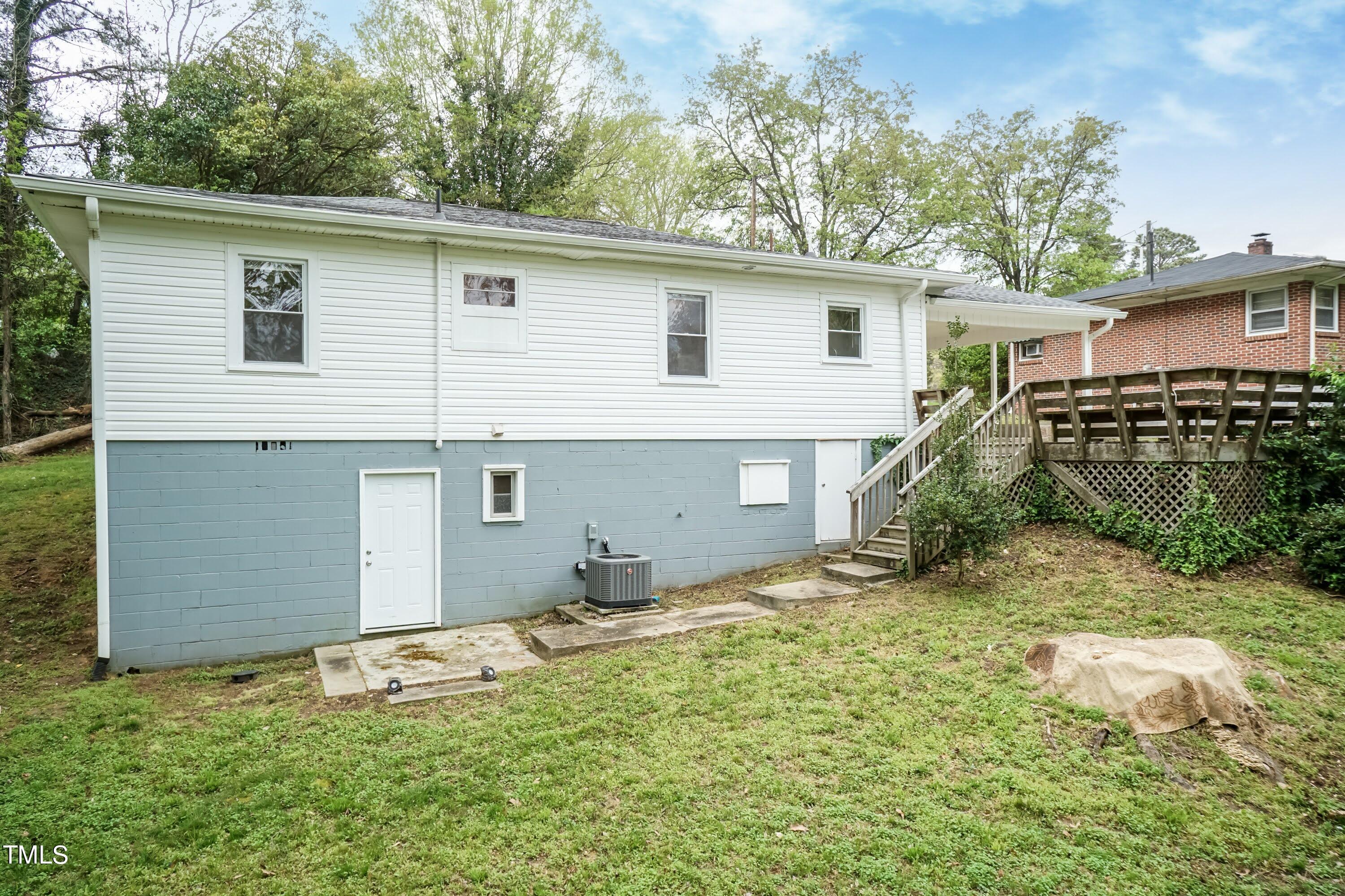 2019 Highway 55 Durham, NC 27707 - Photo 25 of 34 a backyard of a house