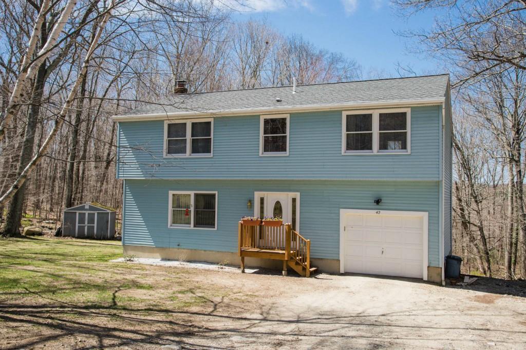 42 Ulasik Road Canterbury, CT 06331 - Photo 1 of 1 a view of a house with a yard