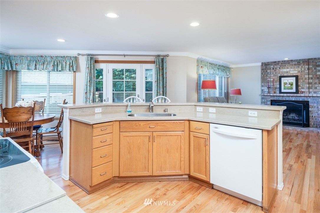 13804 Southeast 193rd Street Renton, WA 98058 - Photo 13 of 25 Gallery Image 13