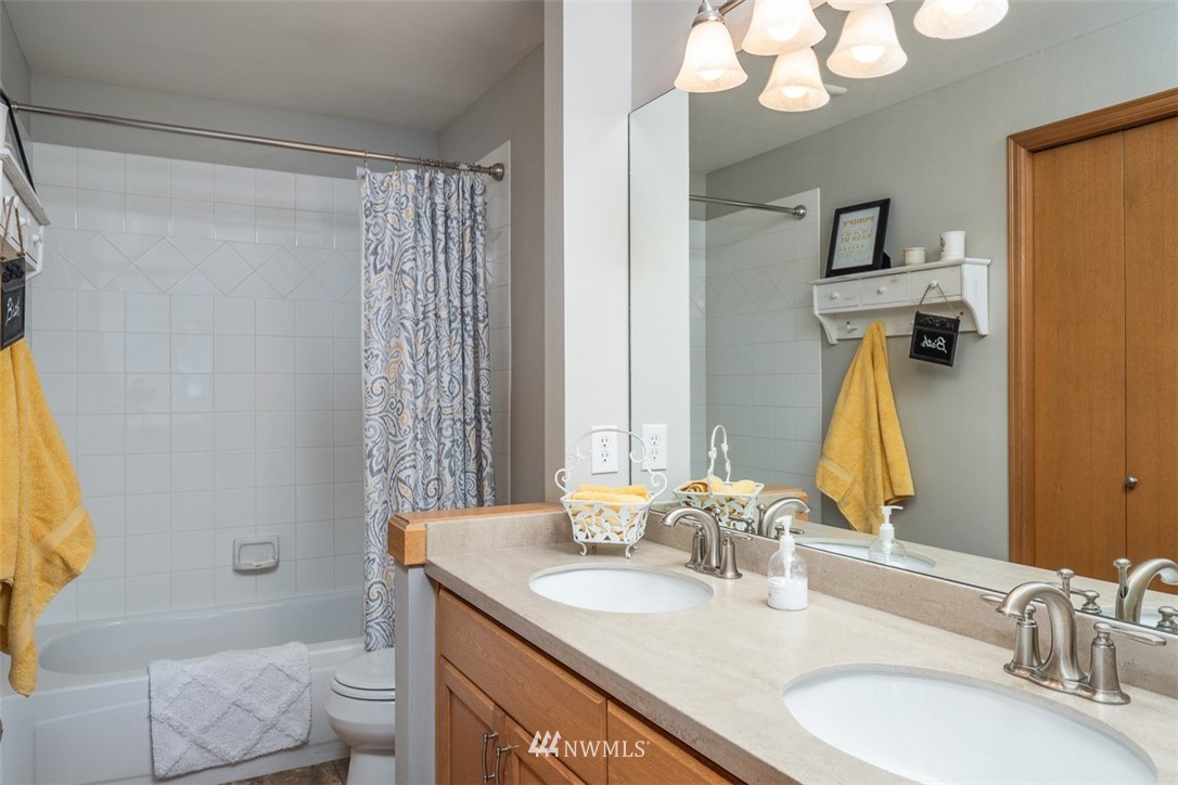 13804 Southeast 193rd Street Renton, WA 98058 - Photo 19 of 25 Gallery Image 19