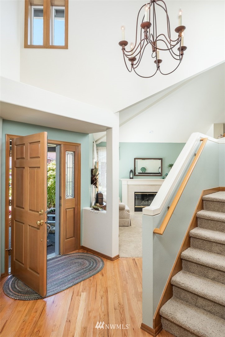 13804 Southeast 193rd Street Renton, WA 98058 - Photo 4 of 25 Gallery Image 4