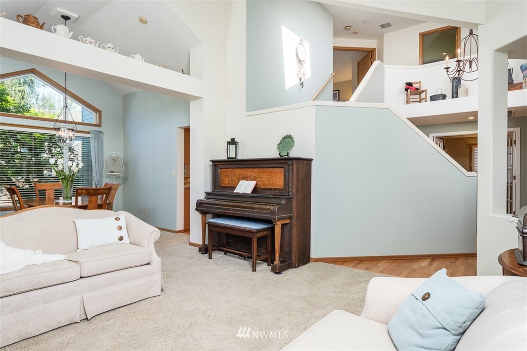 13804 Southeast 193rd Street Renton, WA 98058 - Photo 9 of 25 Gallery Image 9