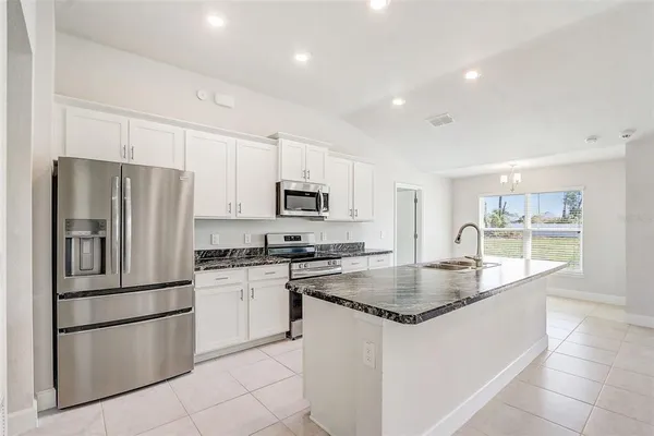 $385,000 | 10715 Southwest 41st Avenue, Ocala, FL 34476