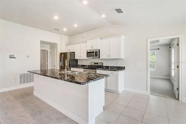 $385,000 | 10715 Southwest 41st Avenue, Ocala, FL 34476