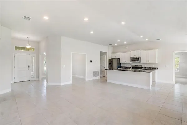 $385,000 | 10715 Southwest 41st Avenue, Ocala, FL 34476