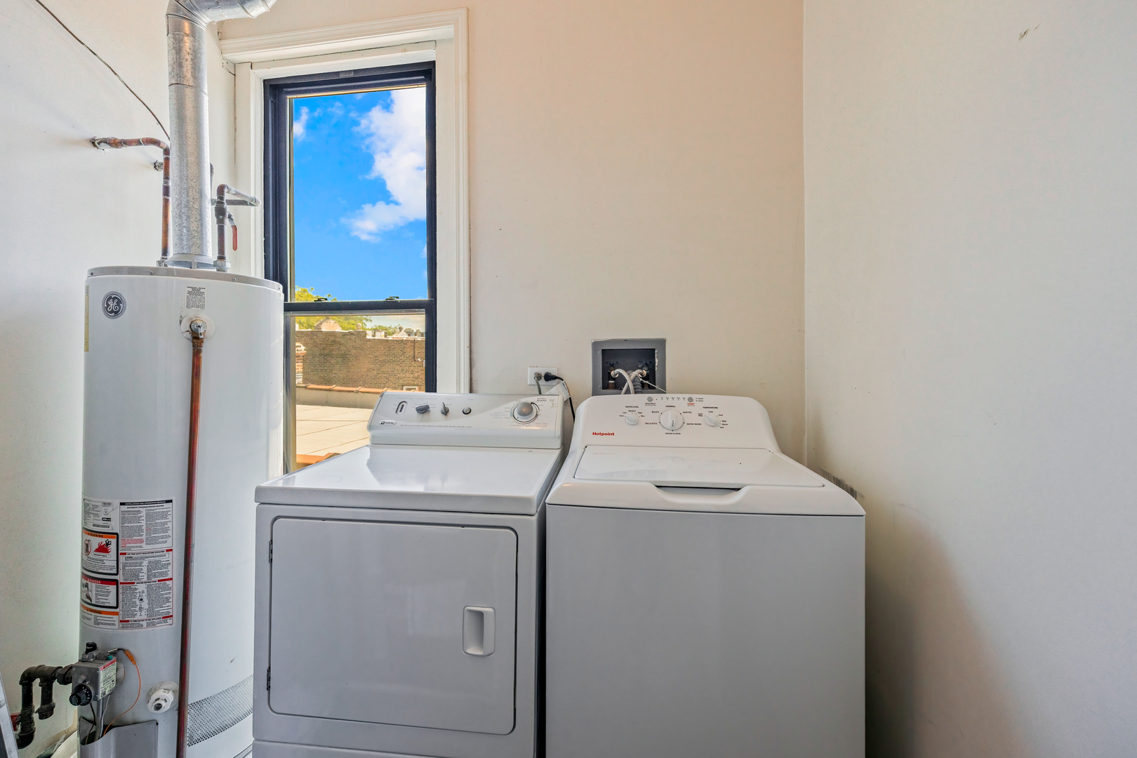 800 South Loomis Street, Unit 2 Chicago, IL 60607 - Photo 9 of 20