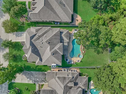 $1,185,000 | 134 Monterrey Bend, Montgomery, TX 77316