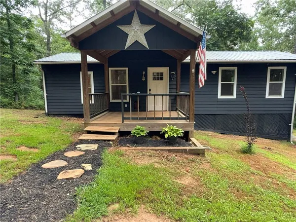 $384,900 | 150 Creek Bank Drive, Talking Rock, GA 30175