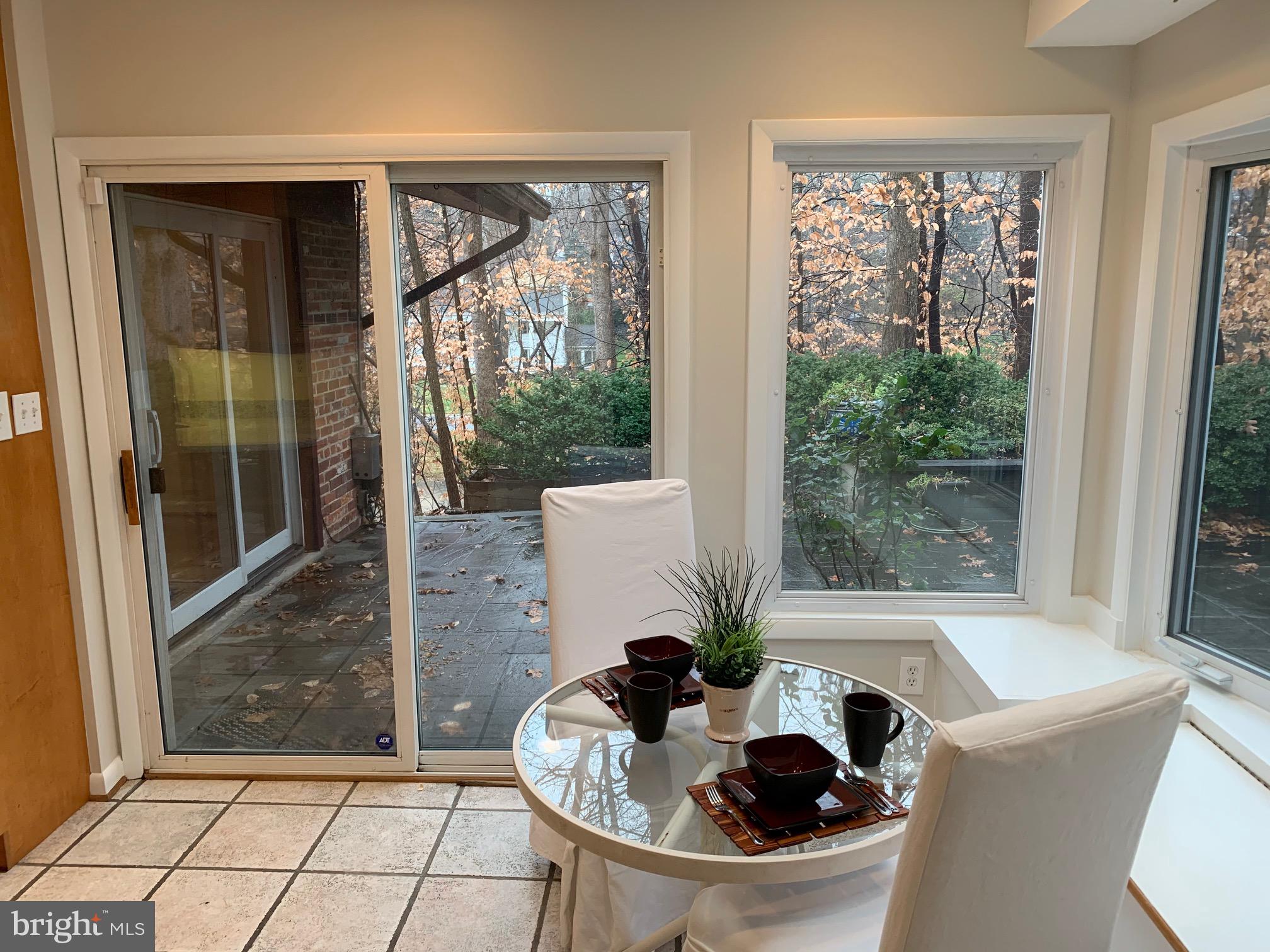 6313 Valley Road Bethesda, MD 20817 - Photo 12 of 21 Sunsets to the West