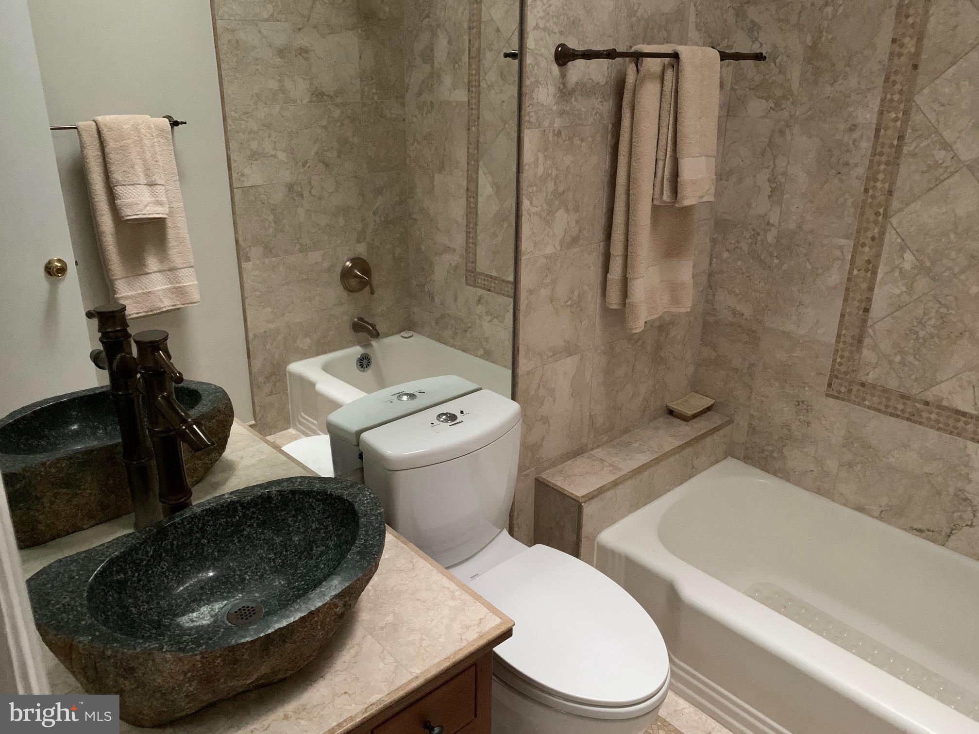 6313 Valley Road Bethesda, MD 20817 - Photo 21 of 21 Hall Bath