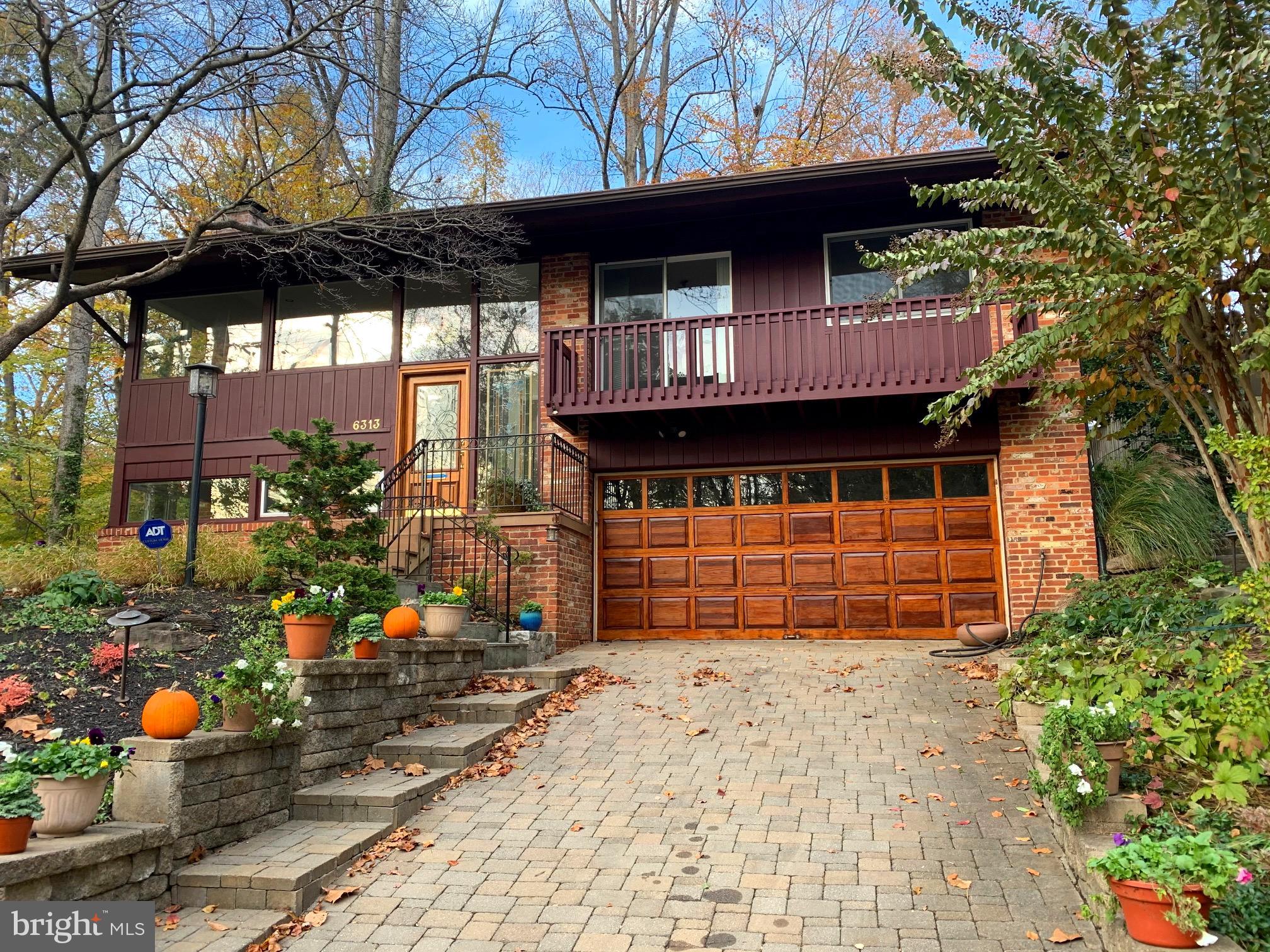 6313 Valley Road Bethesda, MD 20817 - Photo 5 of 21 Autumn Entrance