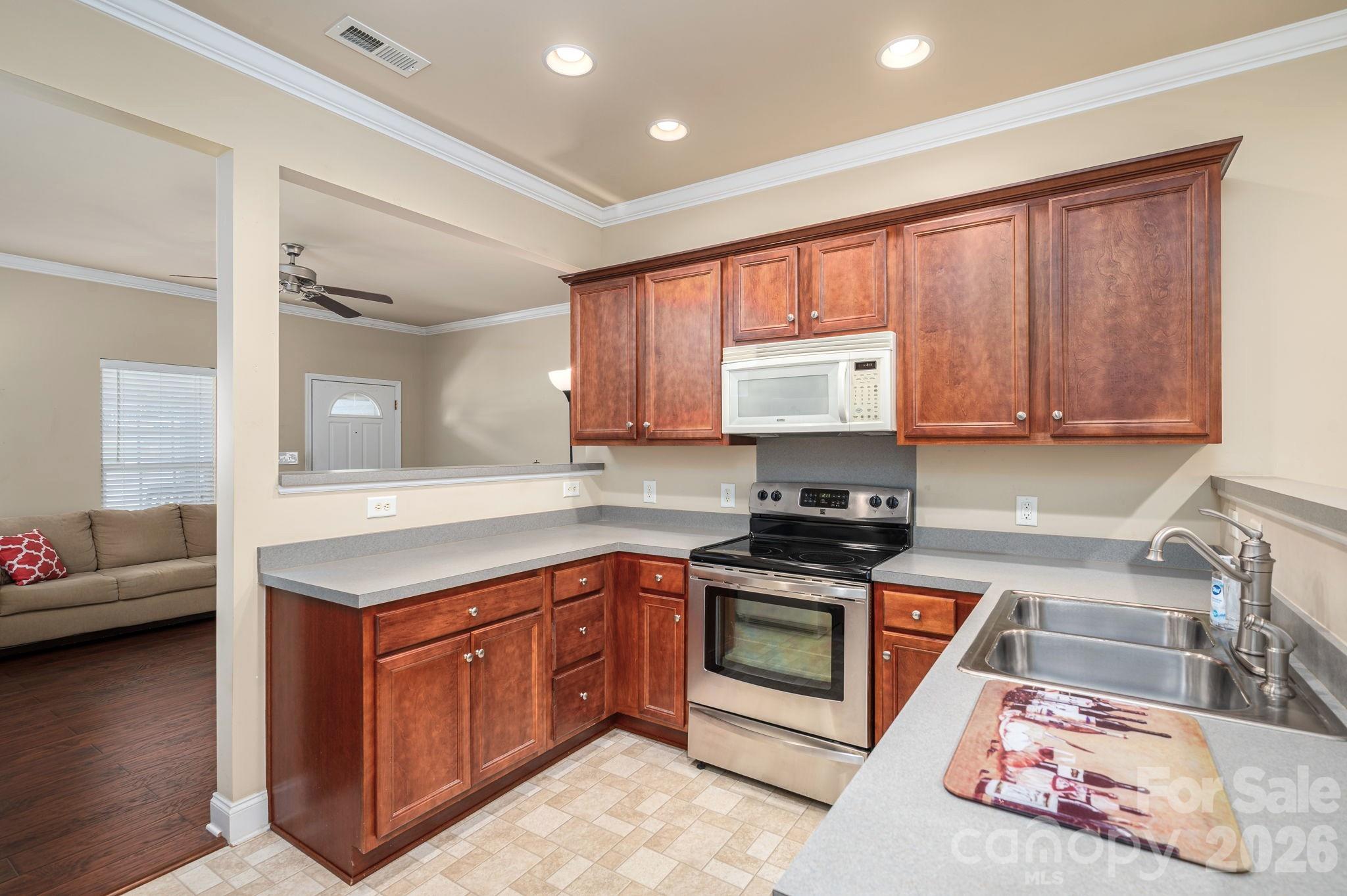 7212 Pinfeather Circle Cramerton, NC 28032 - Photo 6 of 21