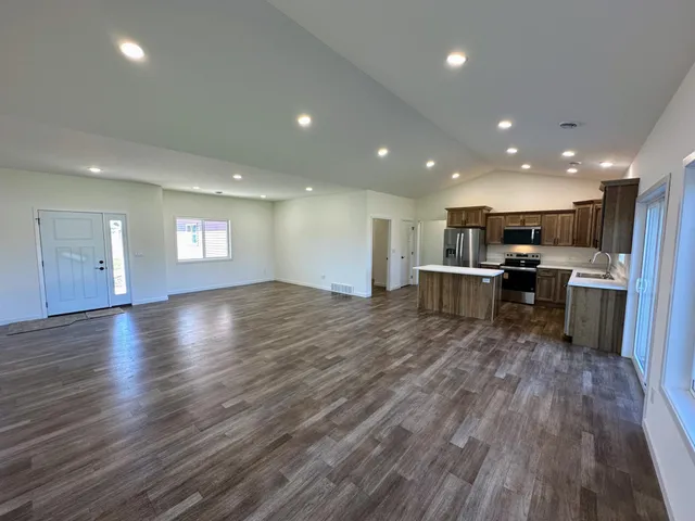 $369,500 | 710 11th Street Northwest, Perham, MN 56573