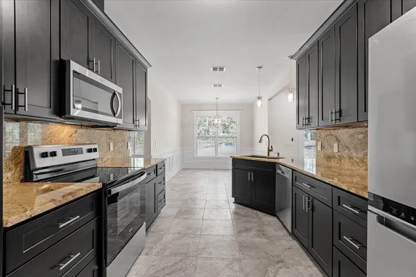 $2,975 | 6097 West W Kelly Road, Tallahassee, FL 32311