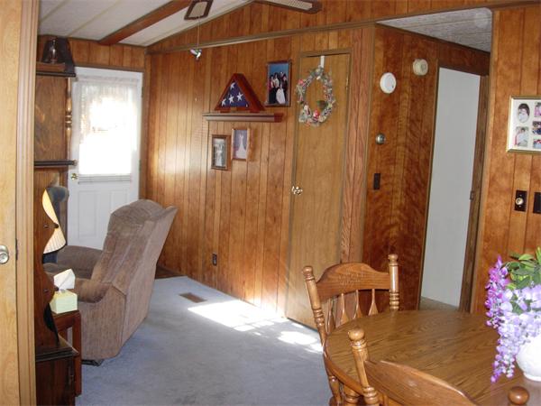13 Castle Road Attleboro, MA 02703 - Photo 18 of 24 Gallery Image 18