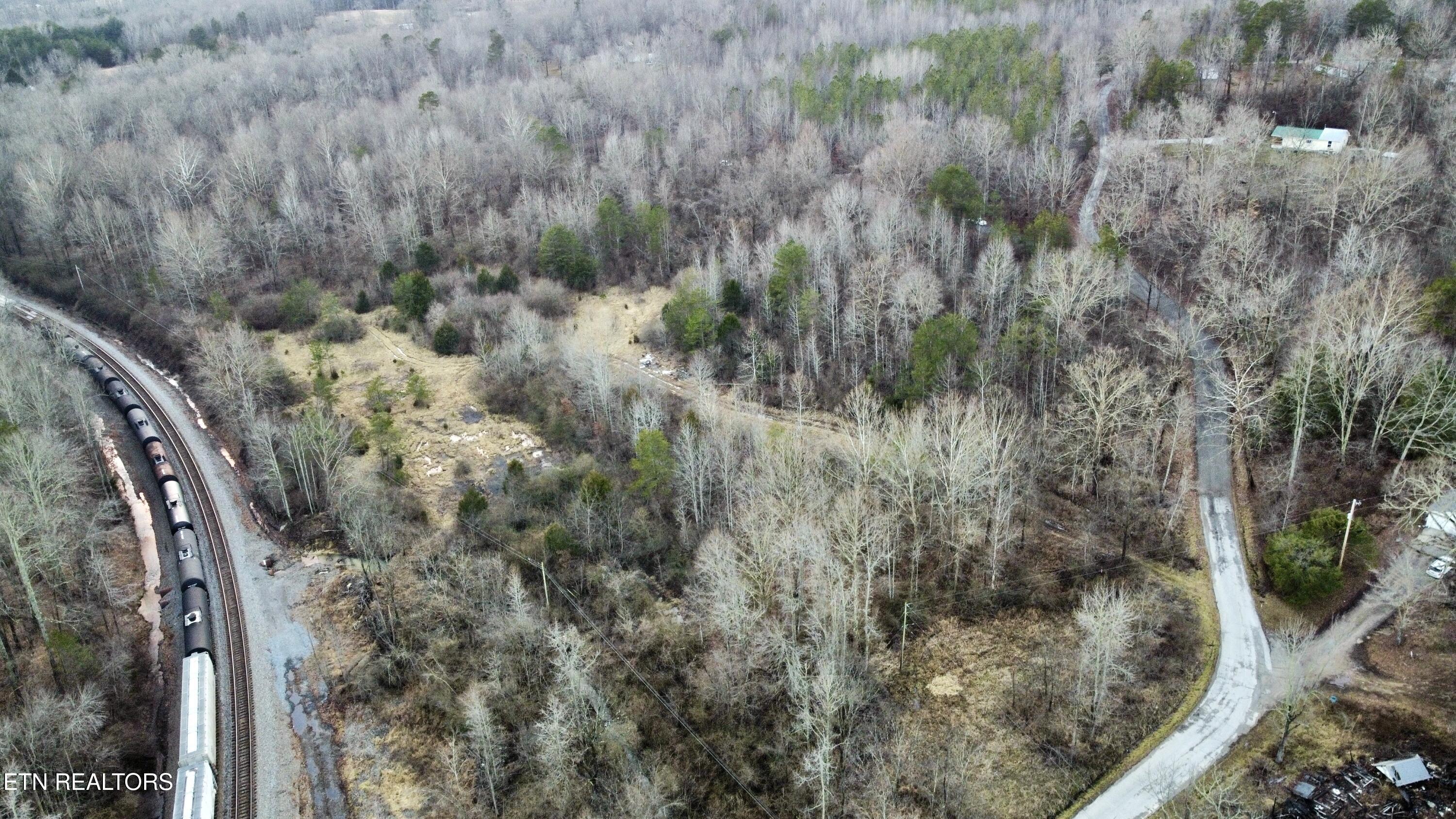 611 Edward Smith Road Robbins, TN 37852 - Photo 21 of 28 Photo Feb 01 2025, 5 55 52 PM