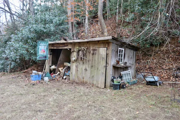 $49,000 | 541 Goose Creek Run Northeast, Check, VA 24072