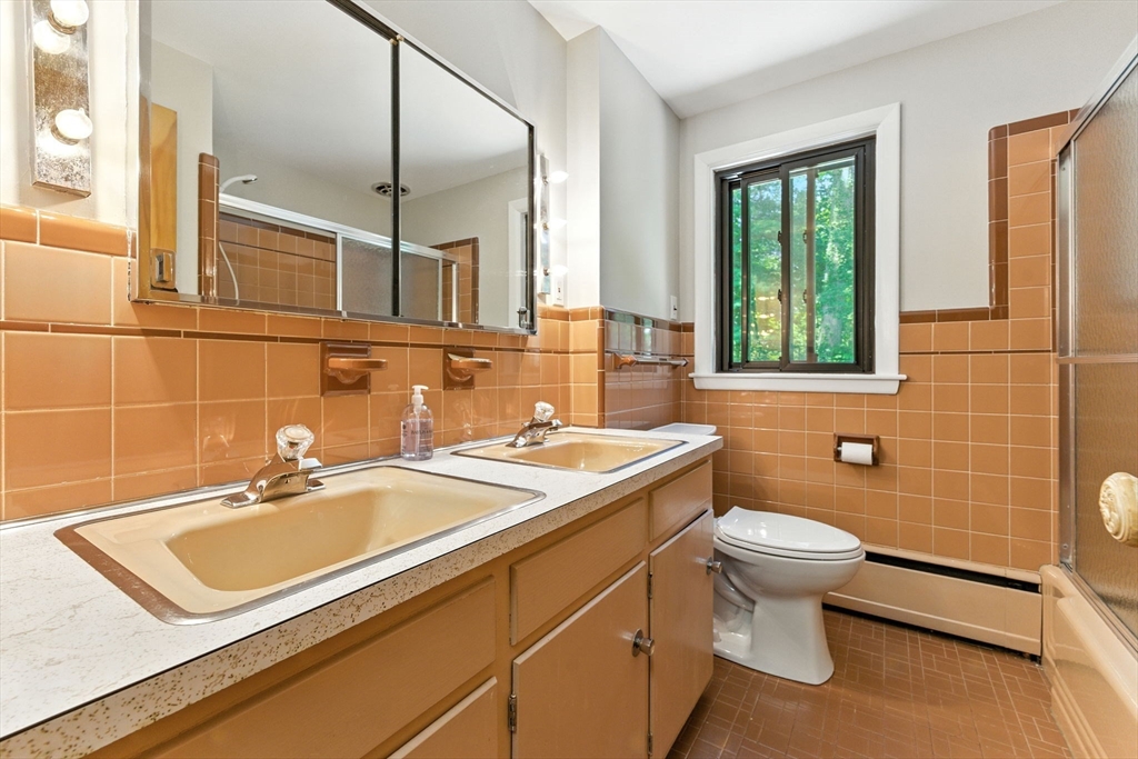 59 Johnson Road Winchester, MA 01890 - Photo 18 of 24 Gallery Image 18